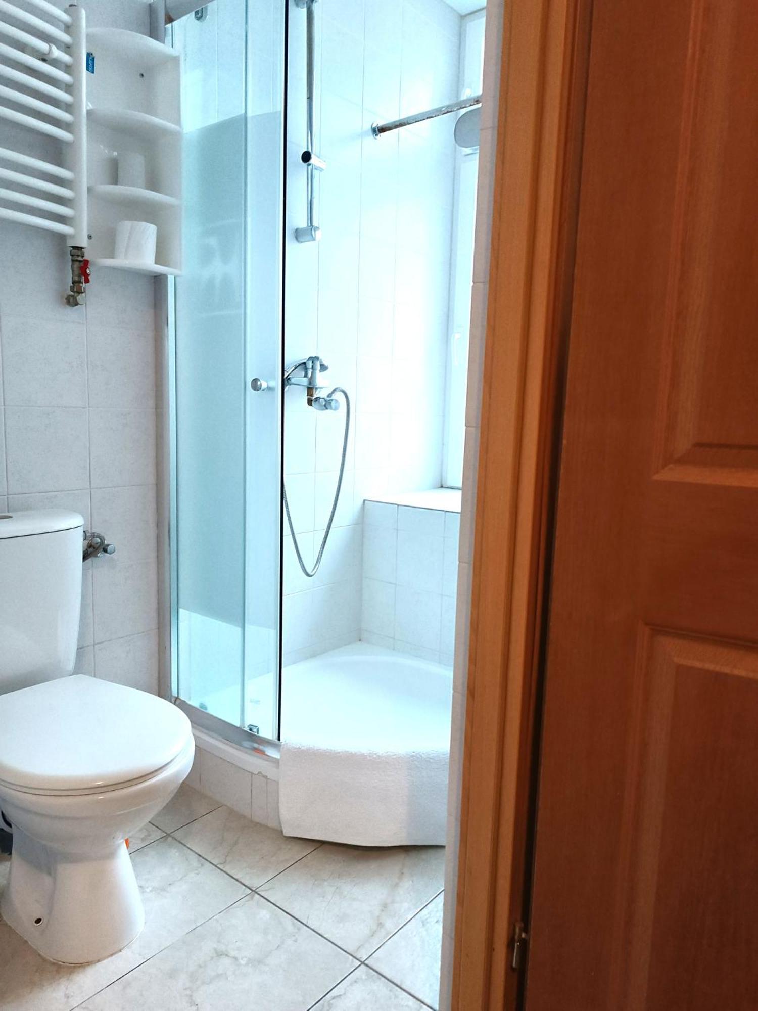 Hostel Krosnienska 12 Zielona Gora  Luaran gambar