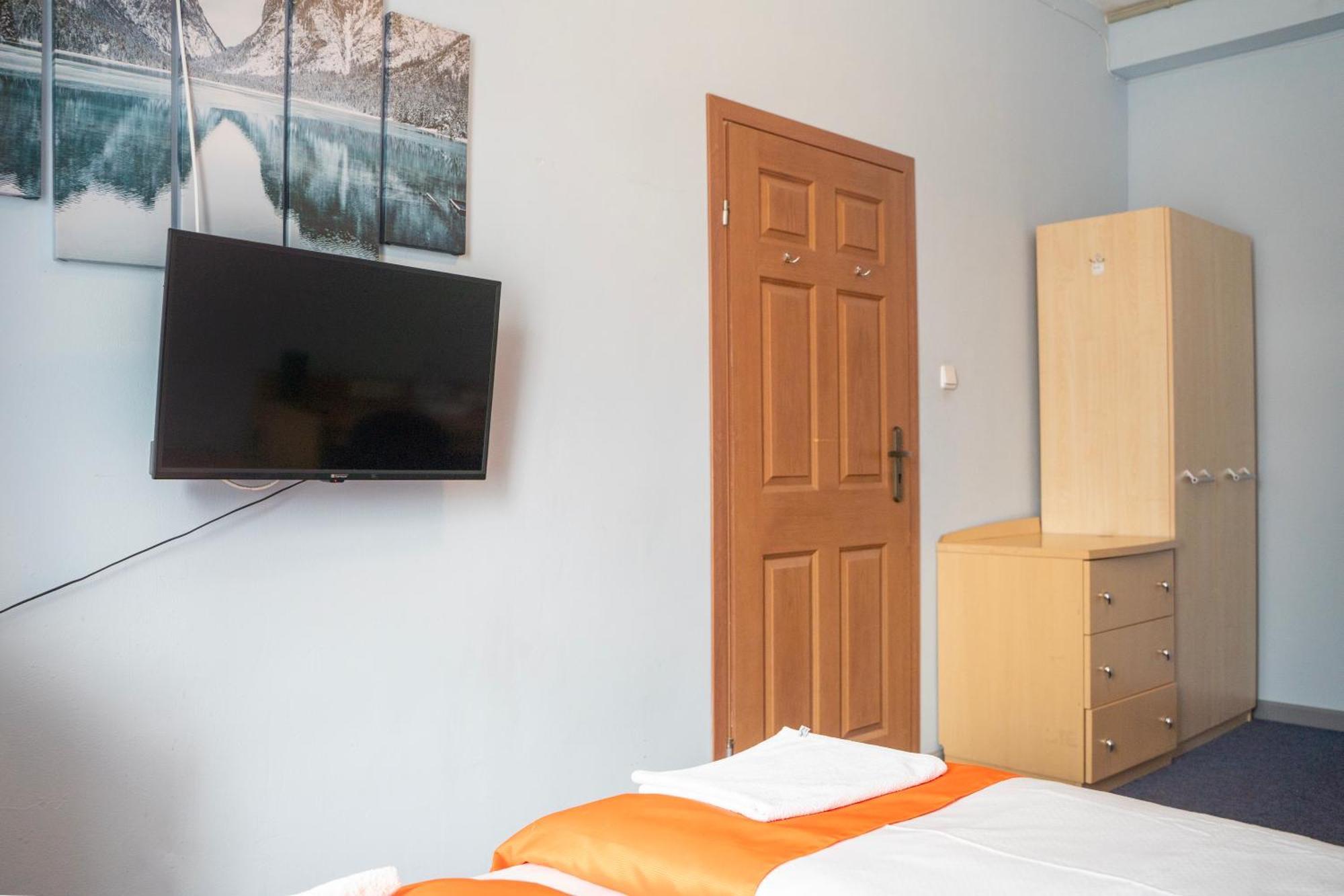 Hostel Krosnienska 12 Zielona Gora  Luaran gambar